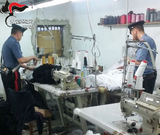 Fermo - Niente sicurezza nei cantieri e nei locali pubblici, raffica di sanzioni dei carabinieri nel fermano